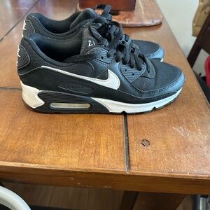 Nike Black and White Sneakers